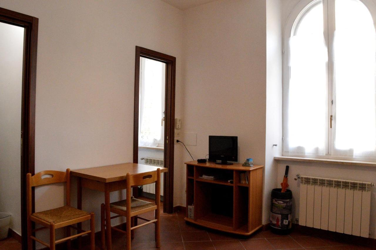 Casa Vacanze Little Queen Rome Bagian luar foto