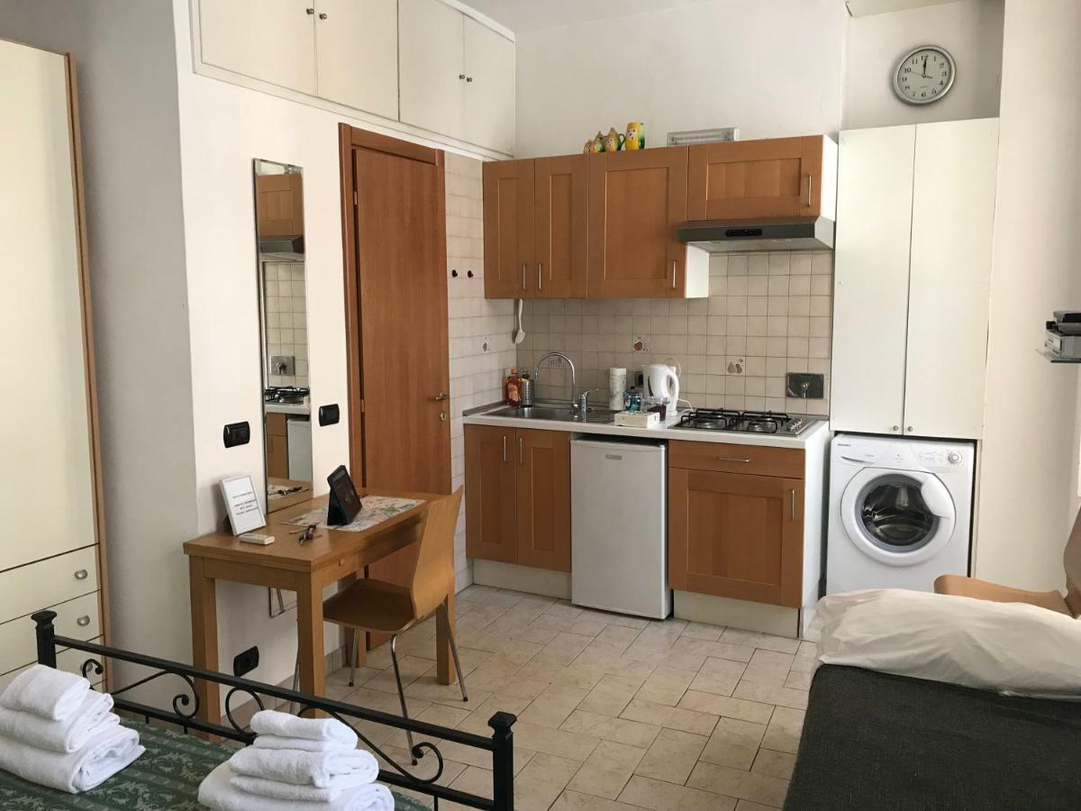 Casa Vacanze Little Queen Rome Bagian luar foto